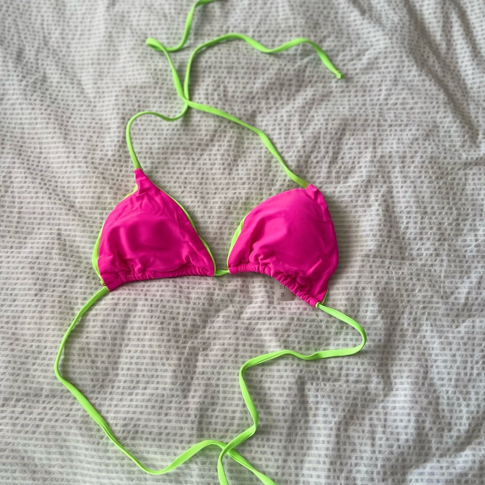 Women’s neon bikini top
